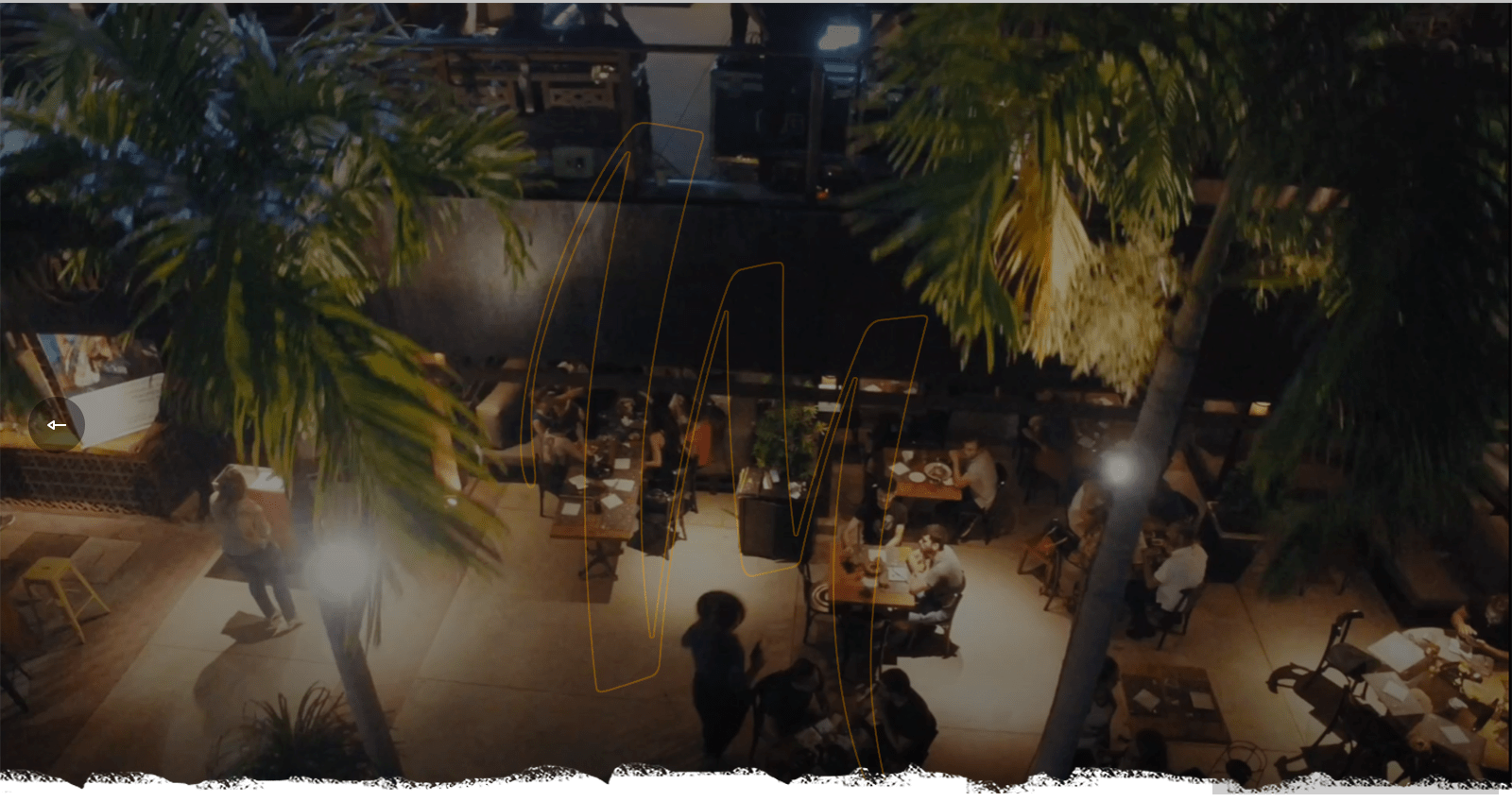 Atmospheric evening terrace at Moleska Gastrobar