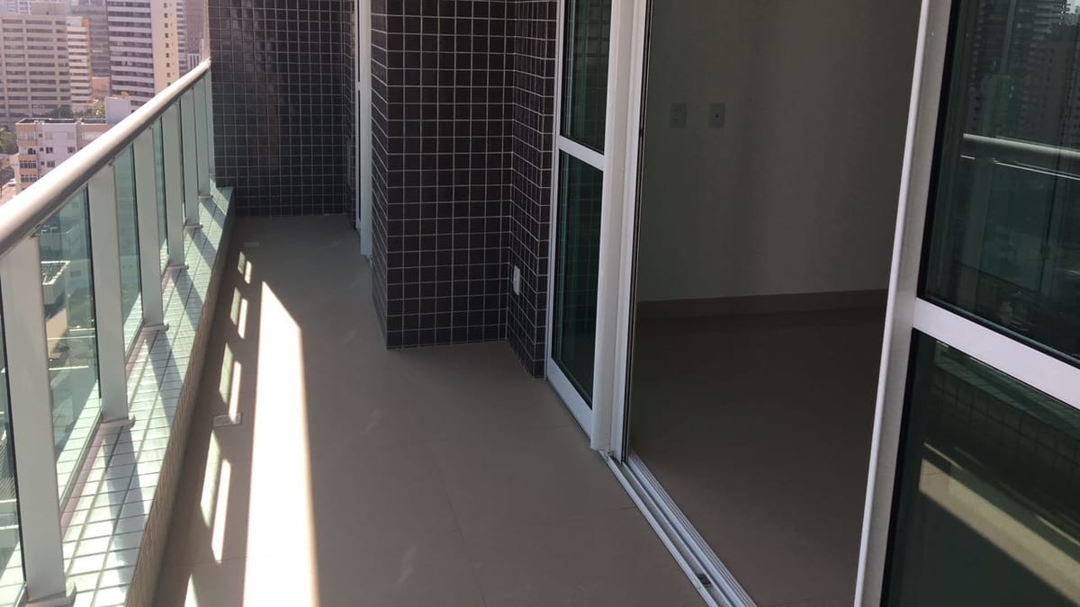 Apartment for rent in Meireles — image 2