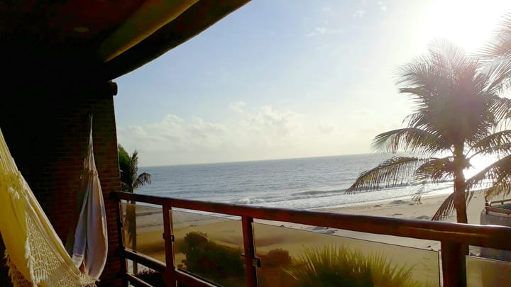 Cumbuco ocean front apartment for sale. — image 3