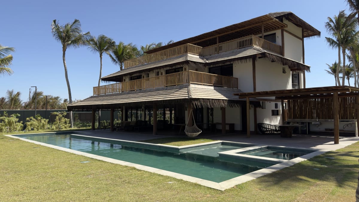 Fortim Eco Village — Building exterior beside the pool