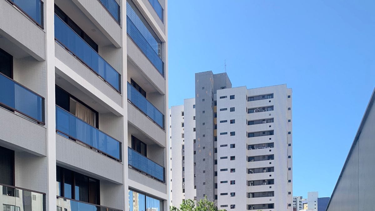 Swimming pool between the residential towers
